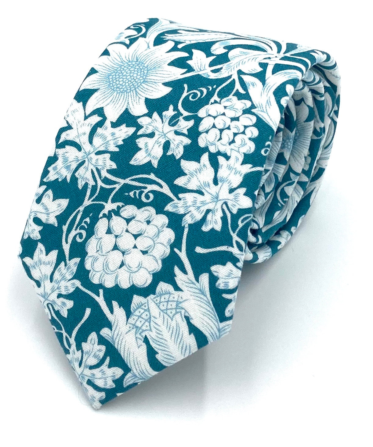 Ty's Maldive Tie - Exotic Island Elegance Cotton Tie
