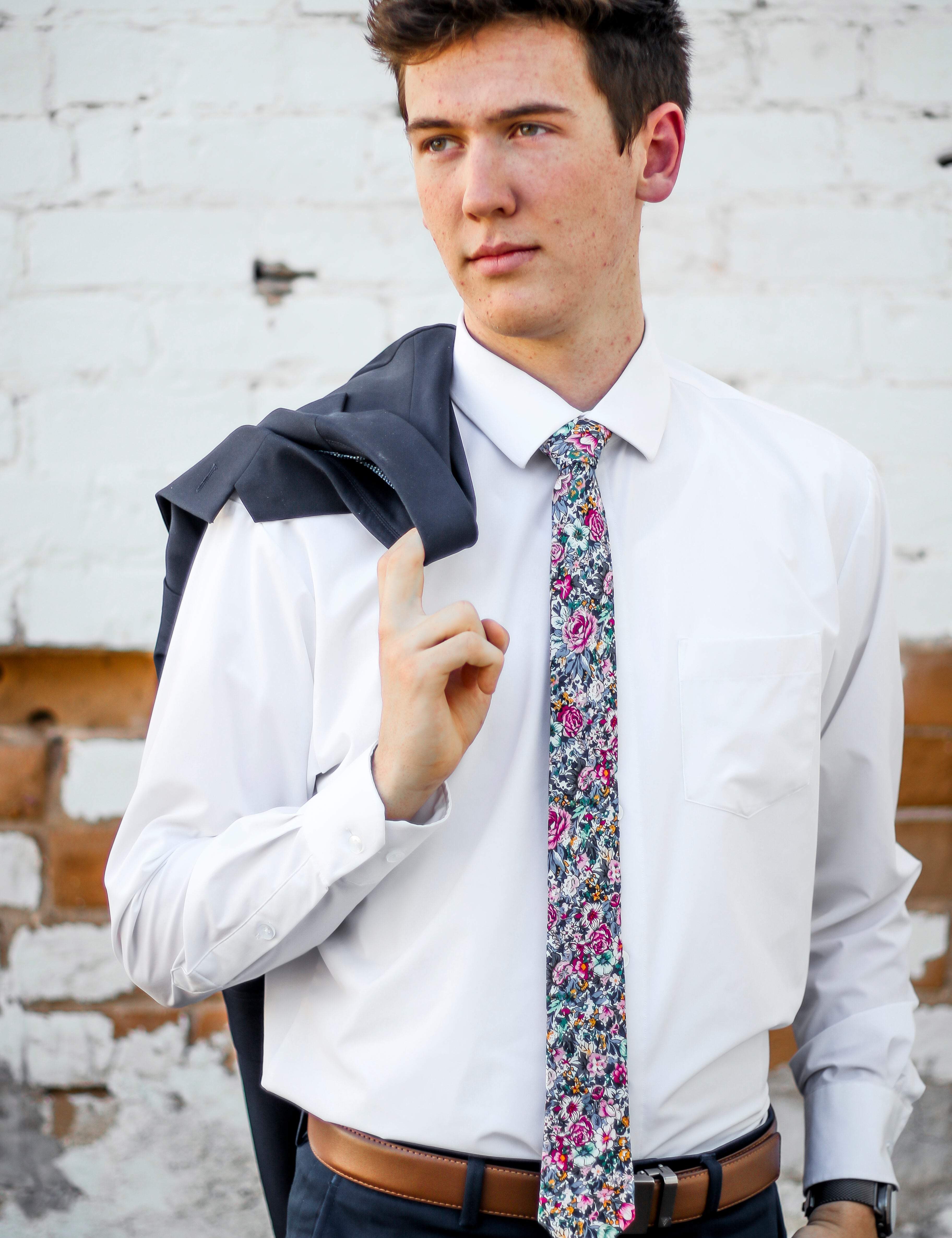 Do Groomsmen Pay For Their Ties?