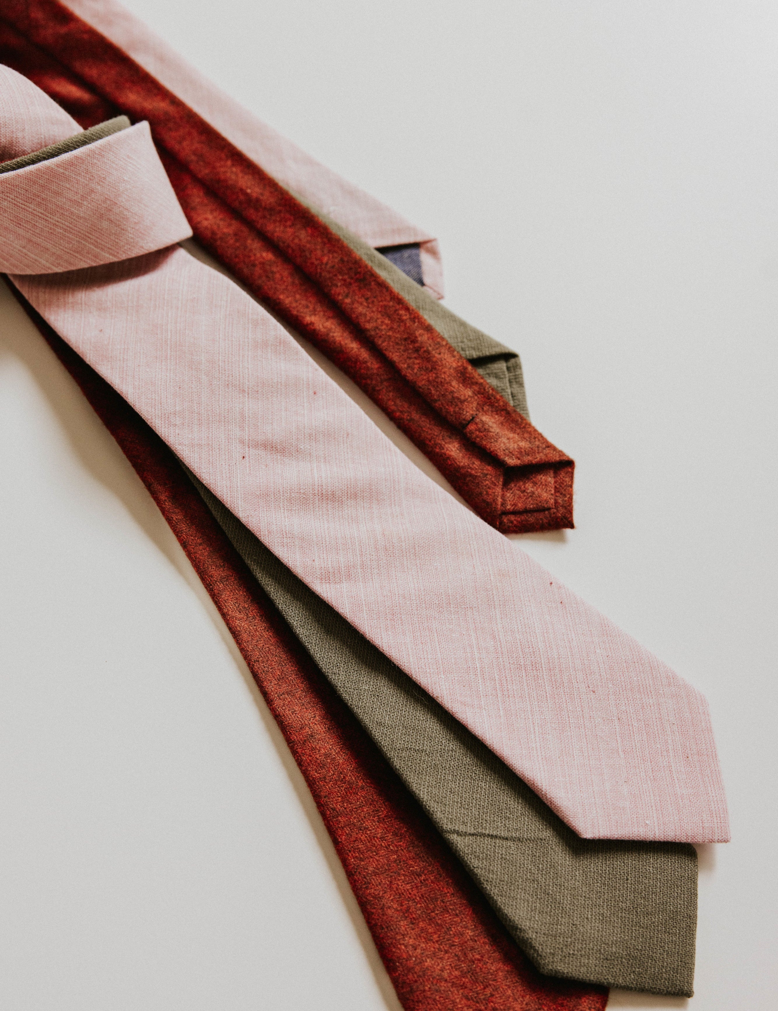 The Best Tie Colors for Every Season